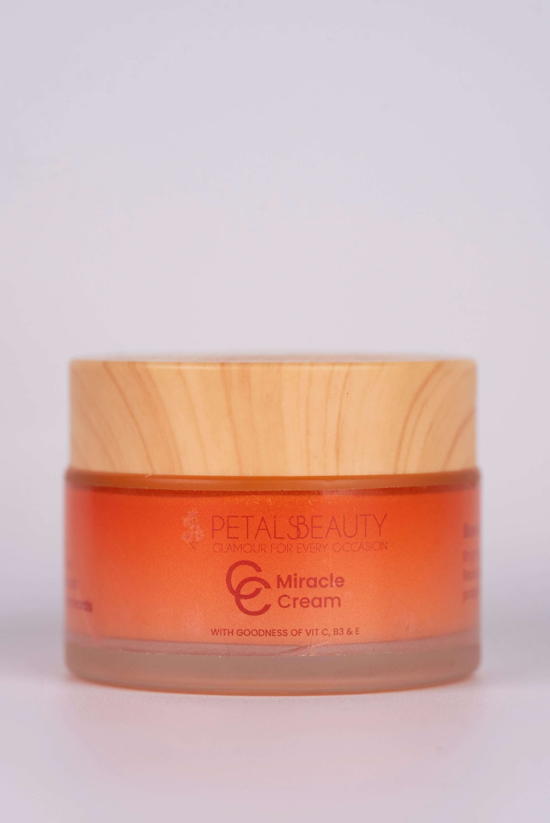 Vitamin C Cream Uses & Benefits for Skin | Price in Pakistan
